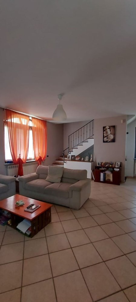 5 rooms House in Pozzolo Formigaro, Italy No. 265127
