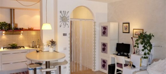 2 rooms Duplex in Monteriggioni, Italy No. 257079 3