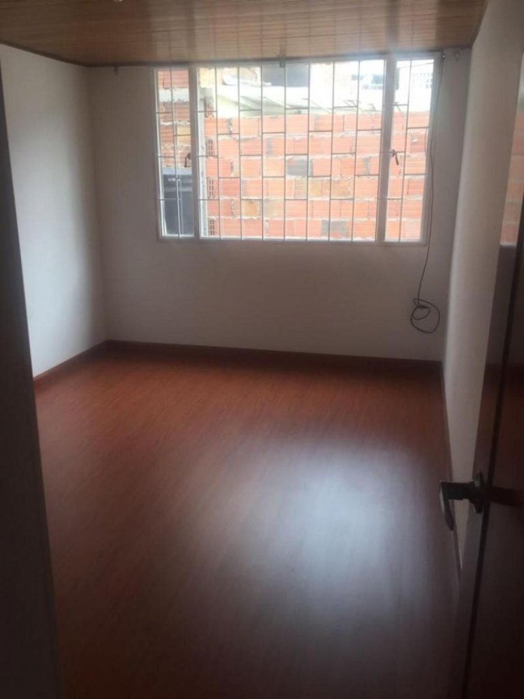 Casa T6 em Bogota, Colombia N.º 13954