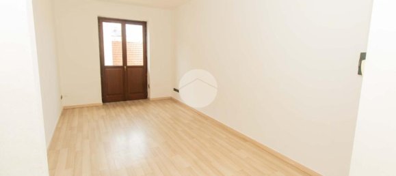 Apartamento de 1 dormitorio en Volpiano, Italy No. 299987 4