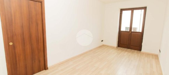 Apartamento de 1 dormitorio en Volpiano, Italy No. 299987 2