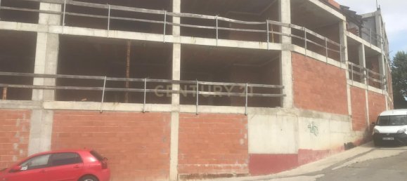 74m² Commercial property in Los Santos de la Humosa, Spain No. 127830 8