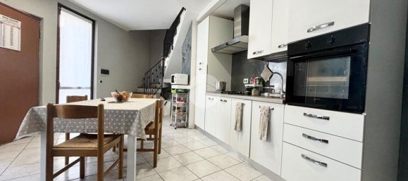 2 rooms Apartment in Uboldo, Italy No. 119568 3