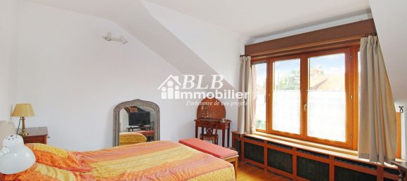 4 bedrooms House in Le Perray-en-Yvelines, France No. 179773 9