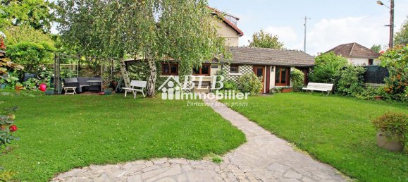 4 bedrooms House in Le Perray-en-Yvelines, France No. 179773 14