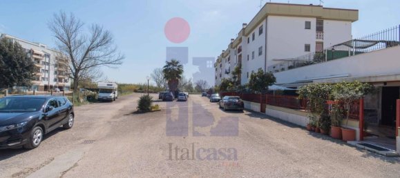 2 rooms Apartment in Latina, Italy No. 36684 4