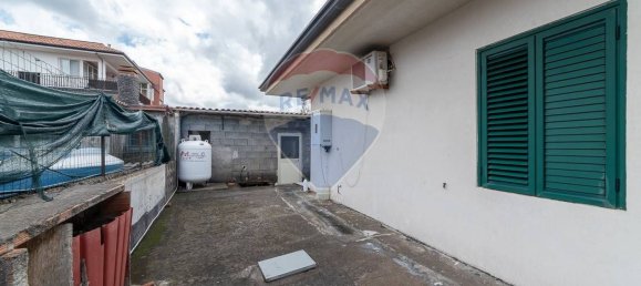 Вилла с 4 комнатами в Бельпассо, Италия № 122056 8