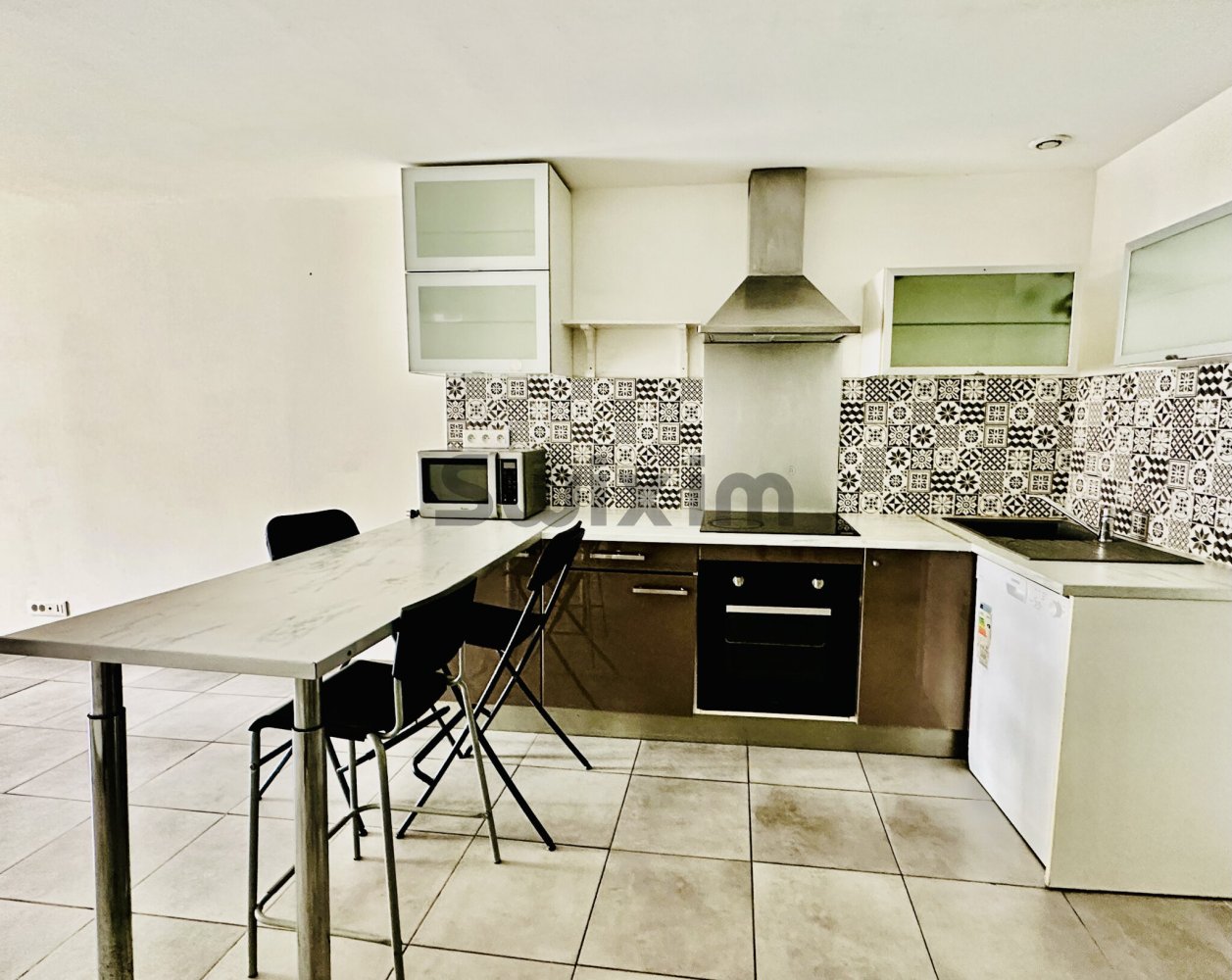 3 chambres Maison à Sorgues, France No. 349860