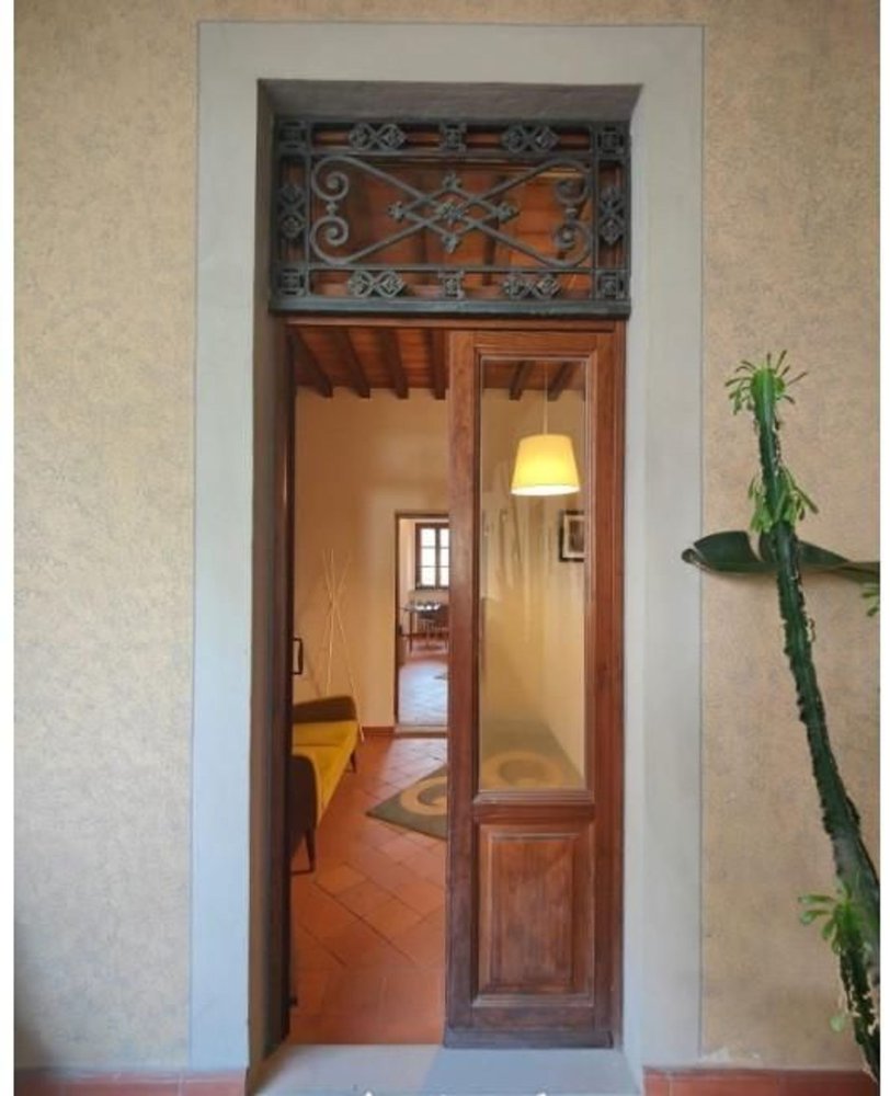 Escritório em Fucecchio, Italy 75 m² N.º 315992