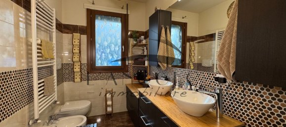 3 غرف نوم منزل ذو طابقين في Arluno, Italy رقم 360541 13