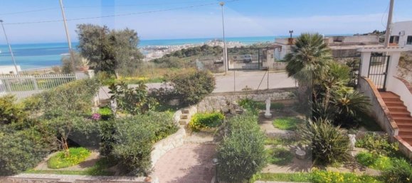 5-salle Villa à Vieste, Italy No. 25948 3