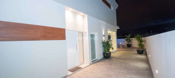 5 chambres Villa à Saint Julian's, Malta No. 6732 12