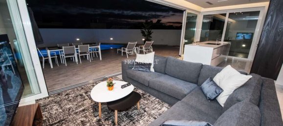 5 chambres Villa à Saint Julian's, Malta No. 6732 14