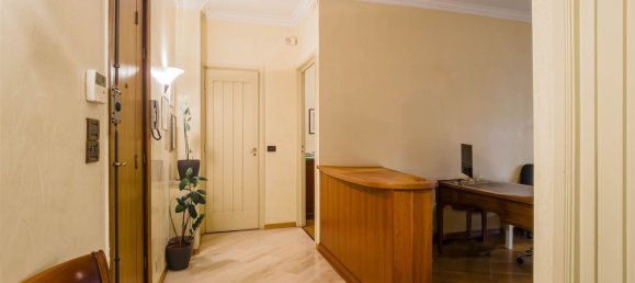 61m² Office in Turin, Italy No. 378361 8