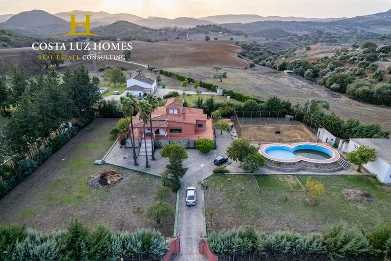 6 bedrooms House in Cadiz, Spain No. 237918