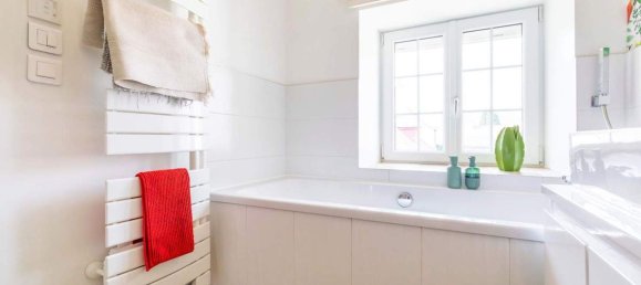 3 bedrooms Villa in Saint-Julien, France No. 205007 11