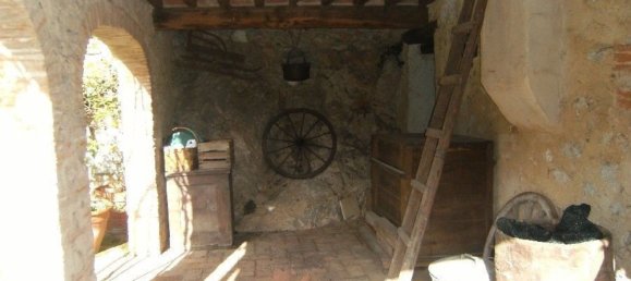 14 rooms House in Camaiore, Italy No. 75613 30