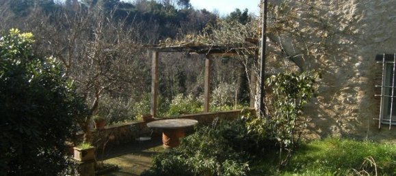 14 rooms House in Camaiore, Italy No. 75613 39