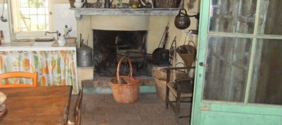 14 rooms House in Camaiore, Italy No. 75613 26