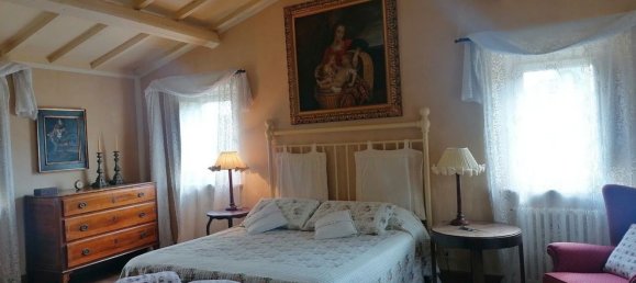 14 rooms House in Camaiore, Italy No. 75613 32