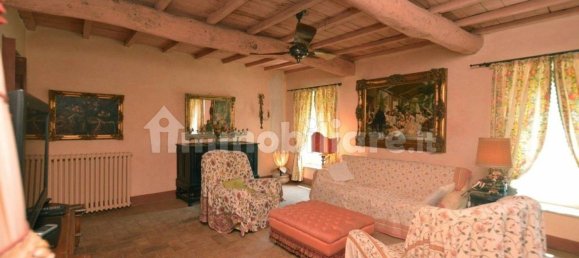 14 rooms House in Camaiore, Italy No. 75613 33
