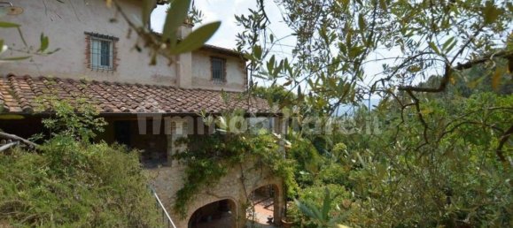 14 rooms House in Camaiore, Italy No. 75613 48