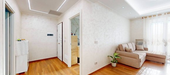 2 bedrooms Apartment in Turin, Italy No. 296347 11