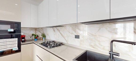 2 bedrooms Apartment in Turin, Italy No. 296347 8