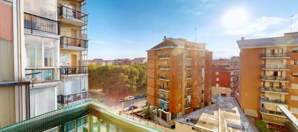 2 bedrooms Apartment in Turin, Italy No. 296347 10