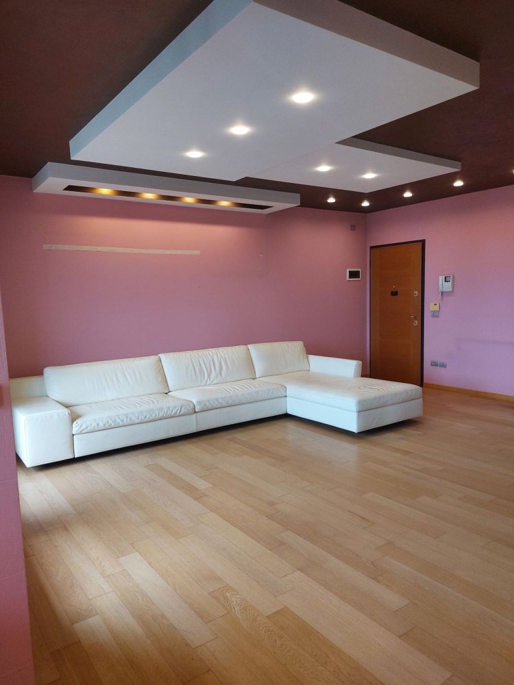 4 bedrooms Duplex in Scorzè, Italy No. 398239