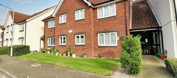 2 Schlafzimmer Wohnung in Romford, United Kingdom, Nr. 4828 2