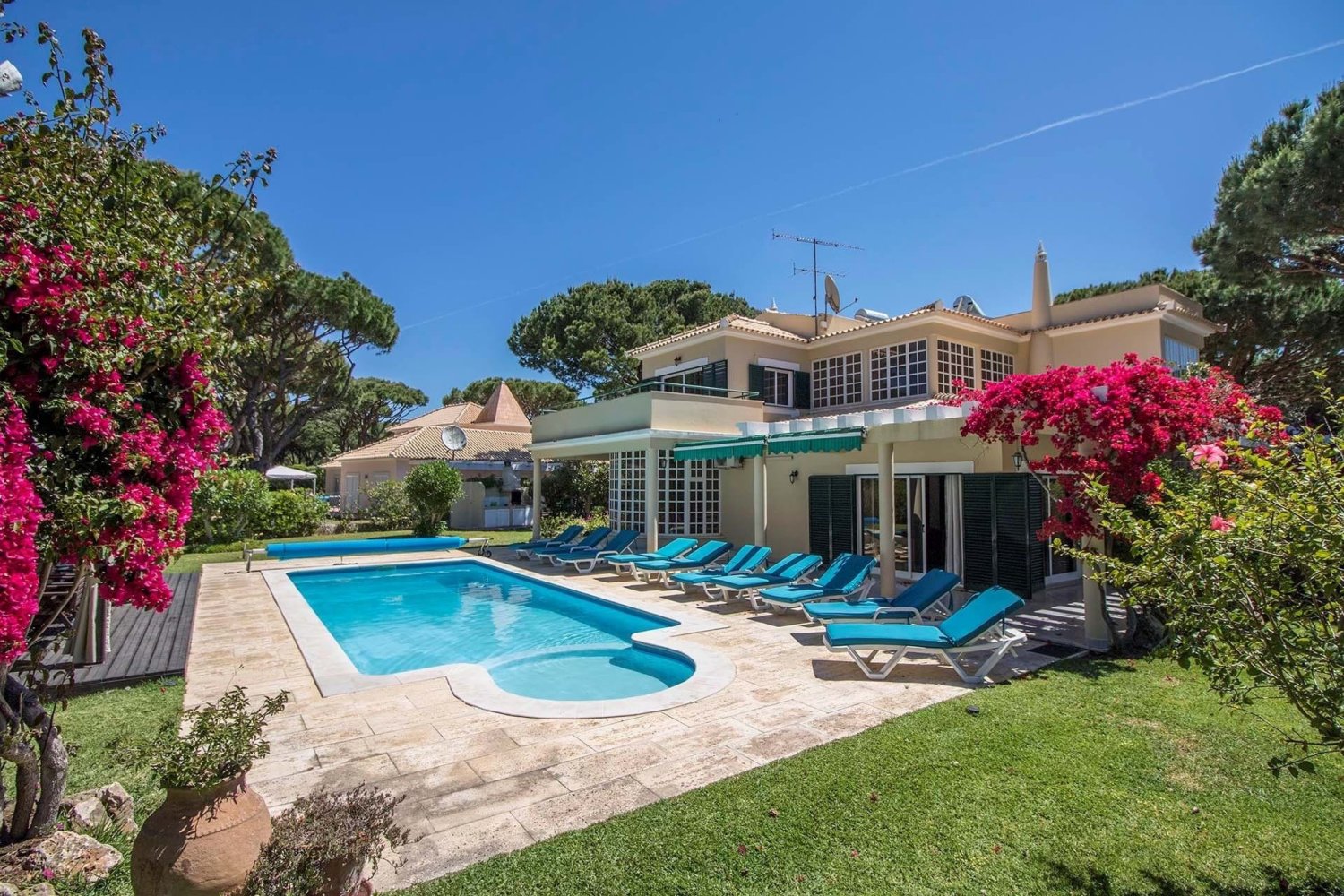 7 chambres Villa à Quarteira, Portugal No. 120717