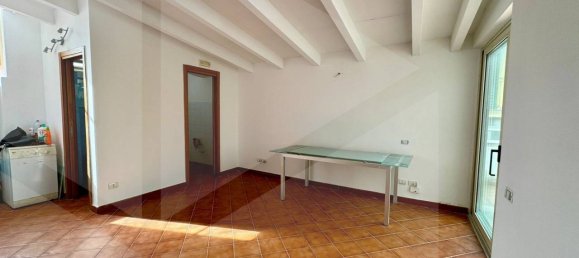 2غرفة بانتهاوس في Pozzuoli, Italy رقم 24208 4