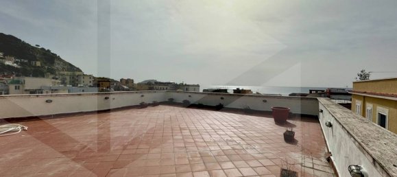 2غرفة بانتهاوس في Pozzuoli, Italy رقم 24208 16