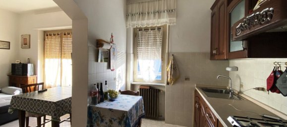 5 rooms Apartment in Cairo Montenotte, Italy No. 9986 8