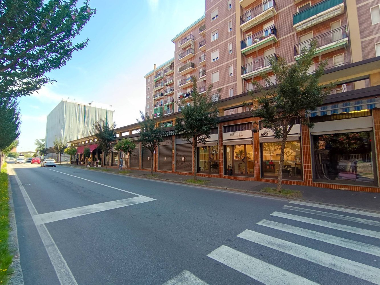 1-Zimmer Gewerbliche Immobilie in Cologno Monzese, Italy, Nr. 84613