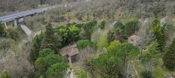 3 bedrooms House in Arezzo, Italy No. 66003 22