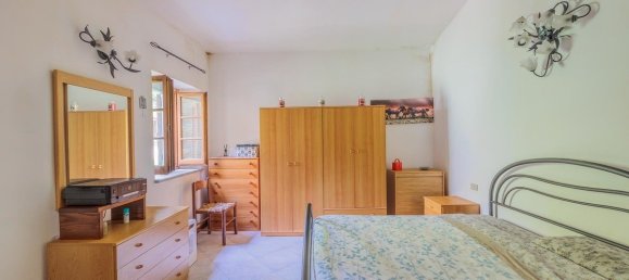 3 bedrooms House in Arezzo, Italy No. 66003 29