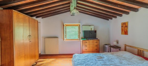 3 bedrooms House in Arezzo, Italy No. 66003 34