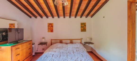 3 bedrooms House in Arezzo, Italy No. 66003 33