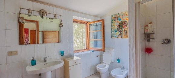 3 bedrooms House in Arezzo, Italy No. 66003 36