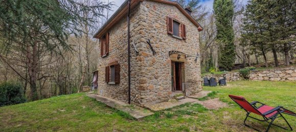 3 bedrooms House in Arezzo, Italy No. 66003 17