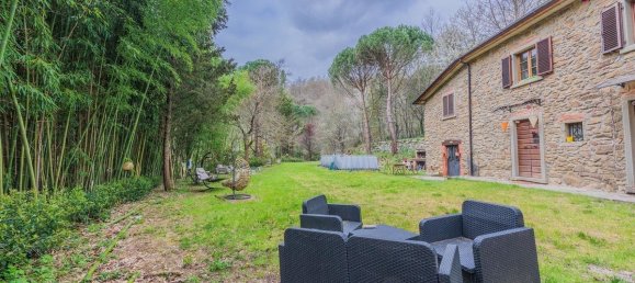 3 bedrooms House in Arezzo, Italy No. 66003 5