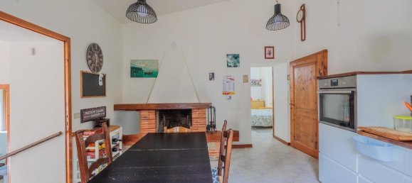 3 bedrooms House in Arezzo, Italy No. 66003 26