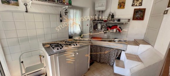 5 rooms House in Montalto Carpasio, Italy No. 159045 6