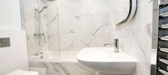 3 bedrooms Apartment in London, United Kingdom No. 13407 10