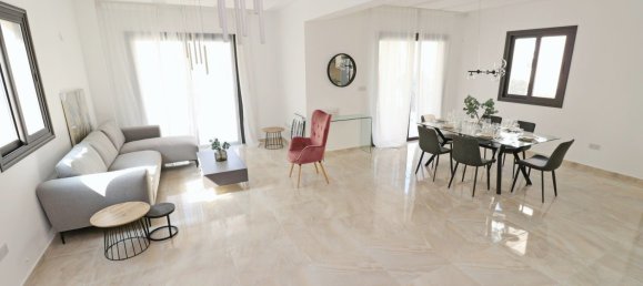 3 bedrooms Villa in Pegeia, Cyprus No. 21982 2