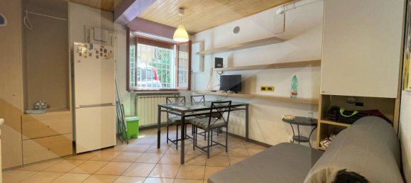 4 rooms Apartment in Bologna, Italy No. 27530 10