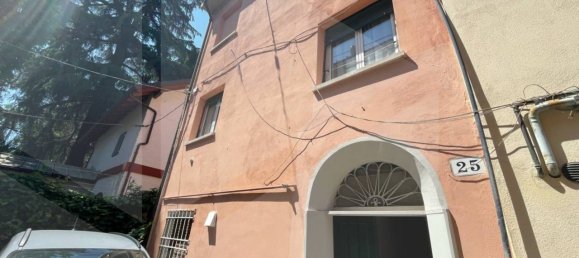 4 rooms Apartment in Bologna, Italy No. 27530 26