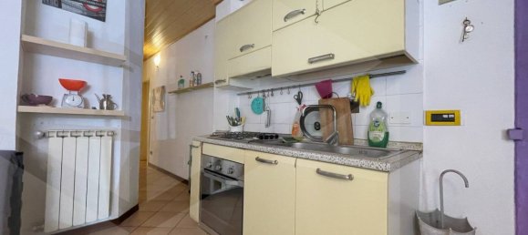 4 rooms Apartment in Bologna, Italy No. 27530 16